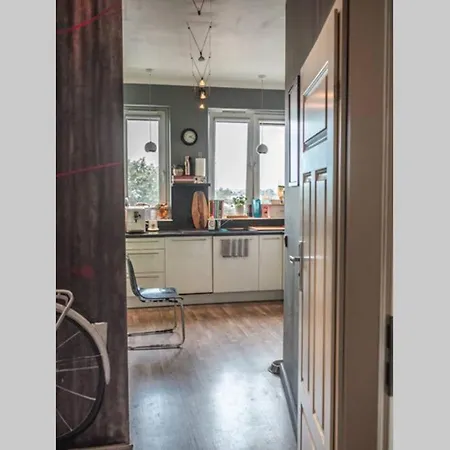 Przestronny Apartament W Kamienicy Blisko Dworca * Gdynia